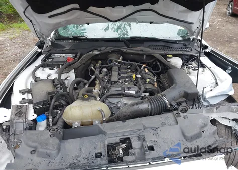 2022 Ford Mustang Ecoboost Premium z USA, uszkodzony, nr VIN 1FATP8UH6N5119260